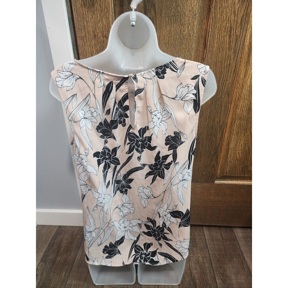 WORTHINGTON Women’s Sz M Floral Polyester Sheer Pleated Button Tank Top - Picture 3 of 5